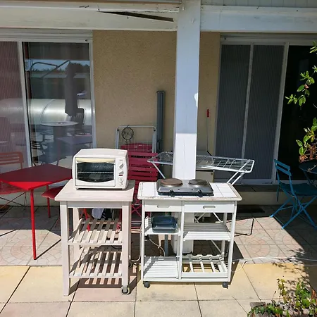 Apartamento Bleue Avec Piscine Sainte-Eulalie-en-Born